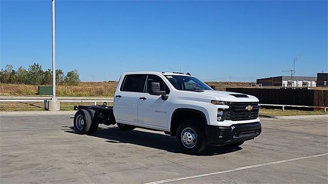 new 2025 Chevrolet Silverado 3500 car, priced at $58,658