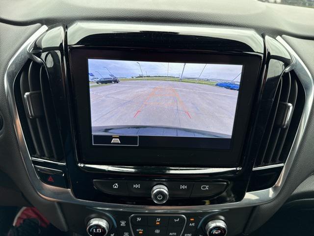 used 2023 Chevrolet Traverse car, priced at $27,655