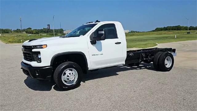 new 2025 Chevrolet Silverado 3500 car, priced at $47,843