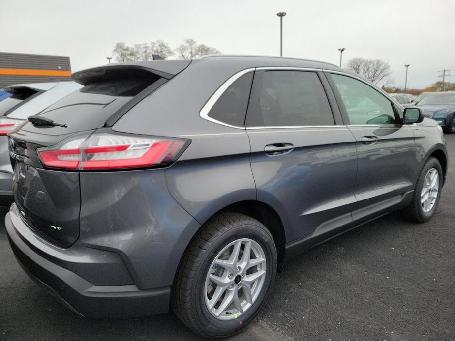 new 2024 Ford Edge car, priced at $42,075