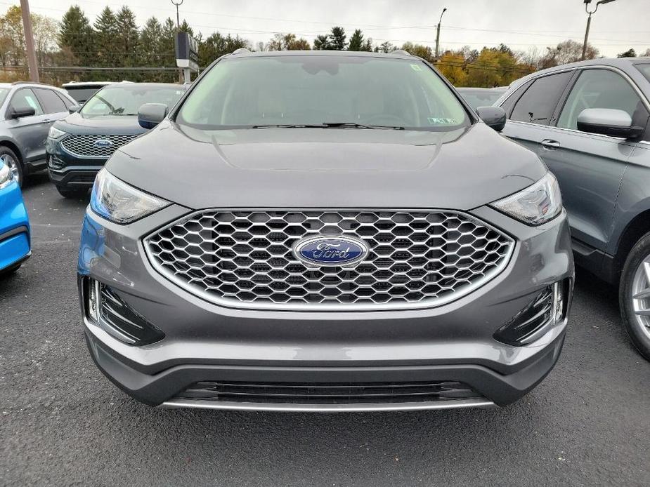 new 2024 Ford Edge car, priced at $42,075