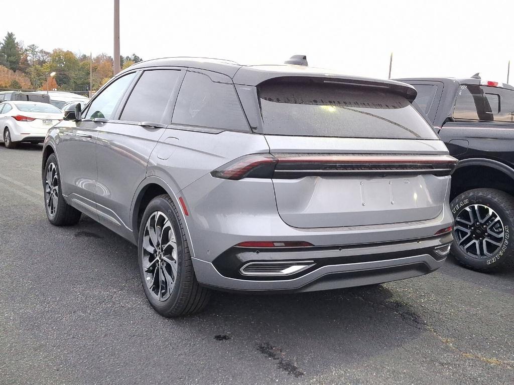 new 2024 Lincoln Nautilus car, priced at $68,250