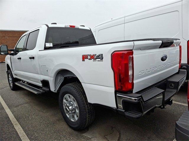 new 2024 Ford F-350 car, priced at $72,825