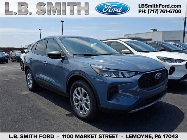 new 2025 Ford Escape car, priced at $33,880