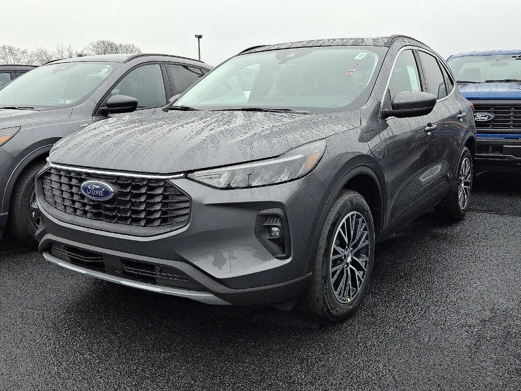new 2025 Ford Escape car, priced at $40,490