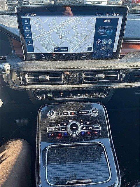 used 2022 Lincoln Nautilus car, priced at $35,490