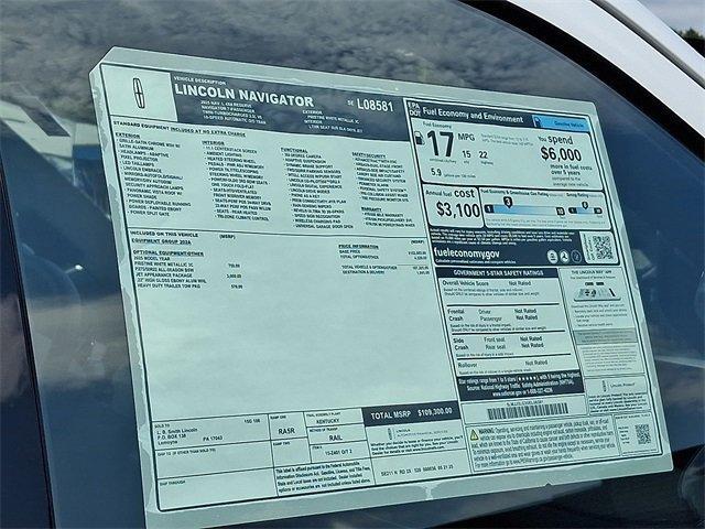 new 2025 Lincoln Navigator L car, priced at $109,300