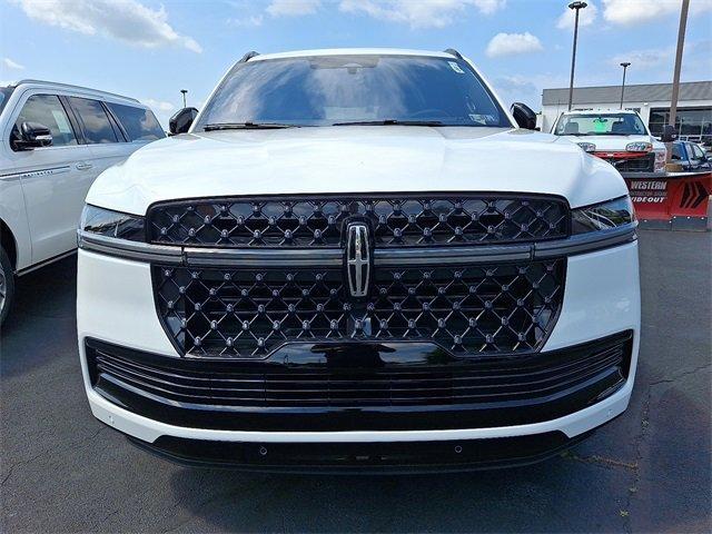 new 2025 Lincoln Navigator L car, priced at $109,300