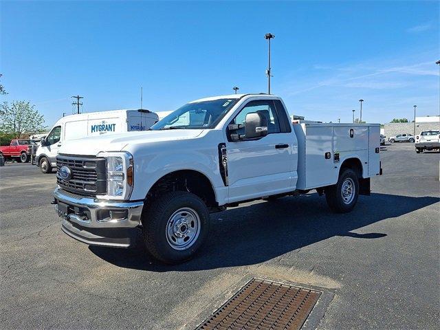 new 2025 Ford F-250 car, priced at $68,822