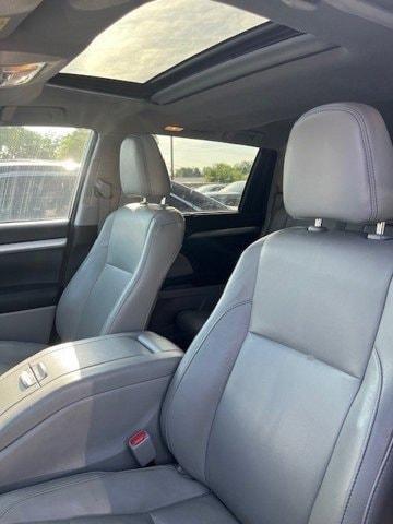 used 2017 Toyota Highlander car, priced at $21,890