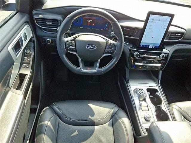 used 2022 Ford Explorer car, priced at $41,984
