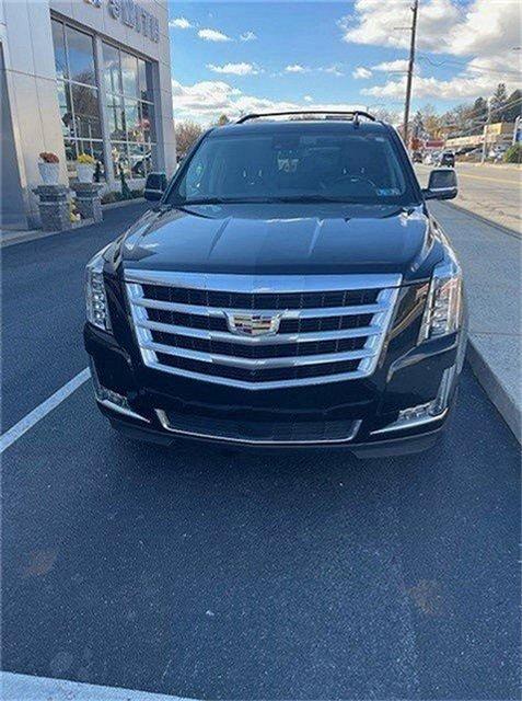 used 2020 Cadillac Escalade ESV car, priced at $43,990