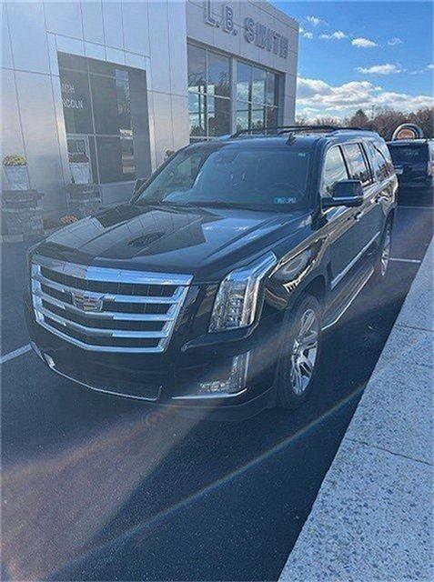 used 2020 Cadillac Escalade ESV car, priced at $43,990