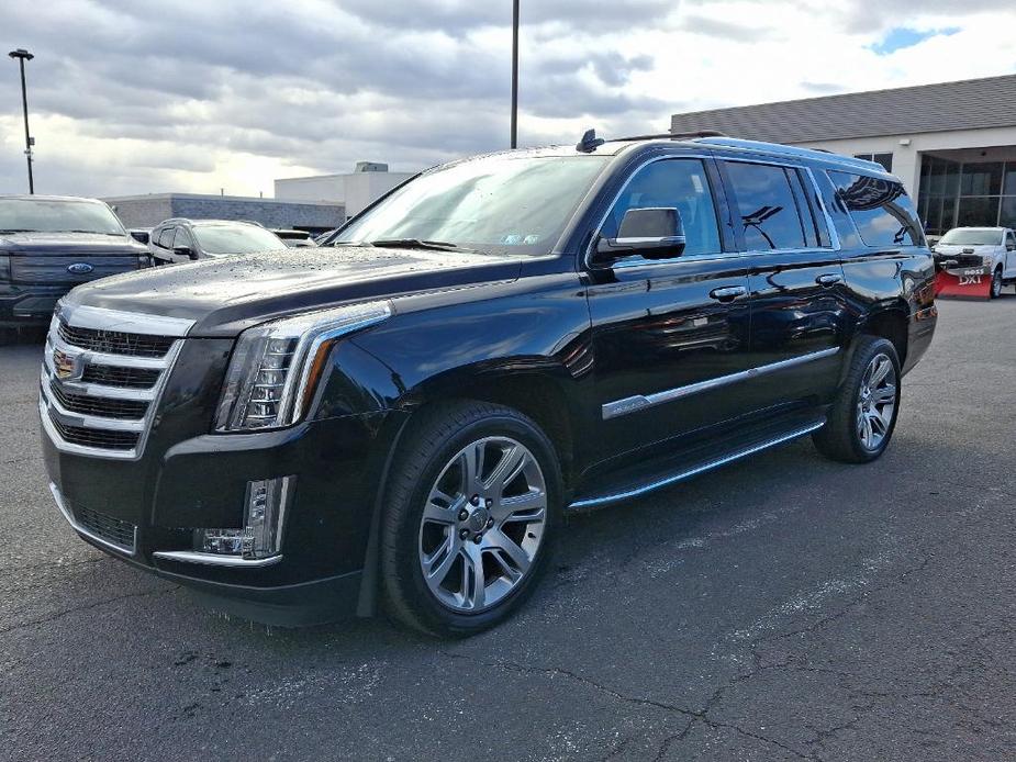 used 2020 Cadillac Escalade ESV car, priced at $43,292