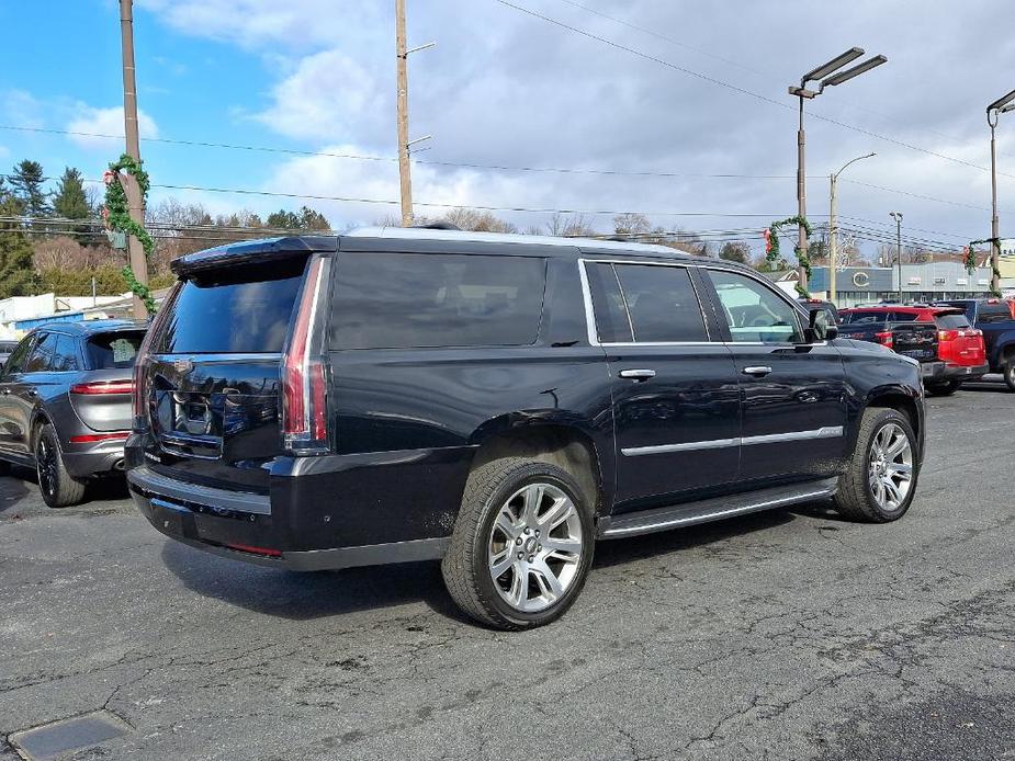 used 2020 Cadillac Escalade ESV car, priced at $43,292