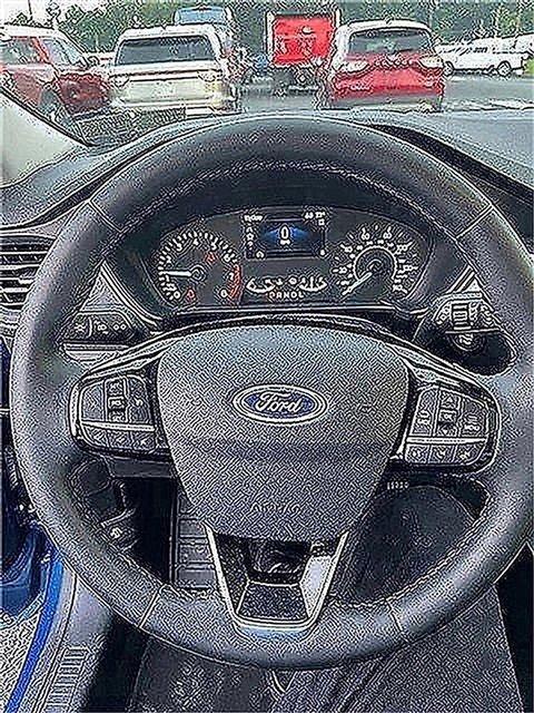 used 2022 Ford Escape car, priced at $24,990