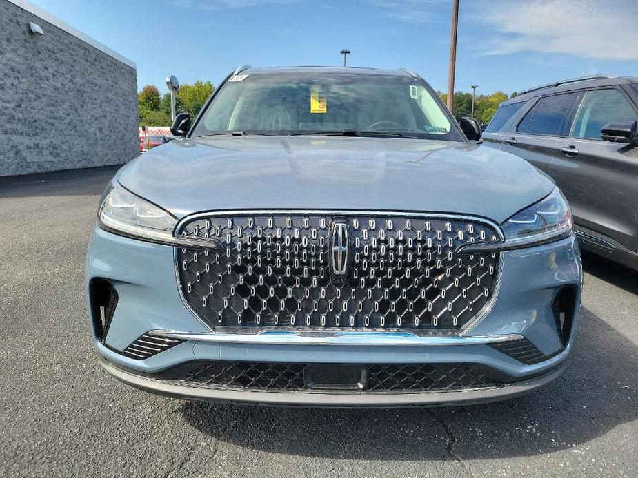 new 2025 Lincoln Aviator car, priced at $70,240