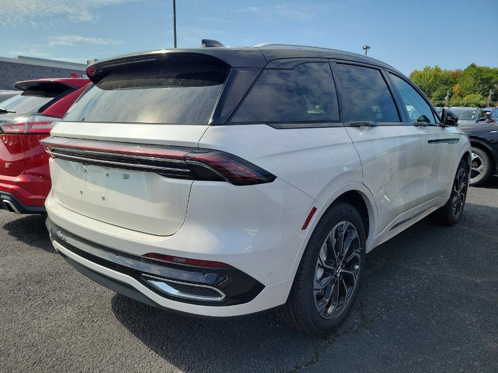 new 2024 Lincoln Nautilus car, priced at $55,695