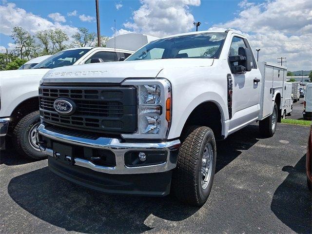 new 2025 Ford F-250 car, priced at $68,557