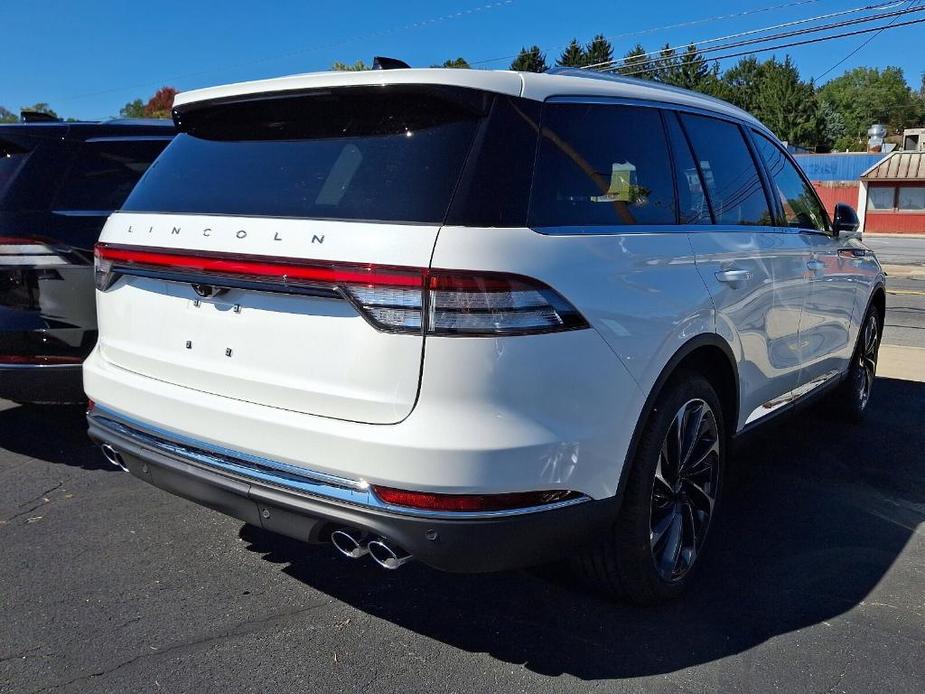 new 2025 Lincoln Aviator car, priced at $78,365