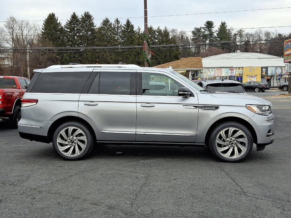 used 2023 Lincoln Navigator car, priced at $66,752