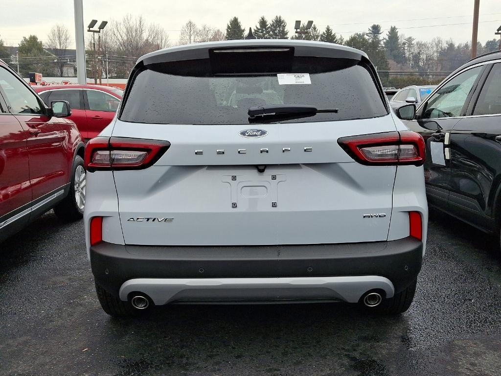 new 2025 Ford Escape car, priced at $33,380