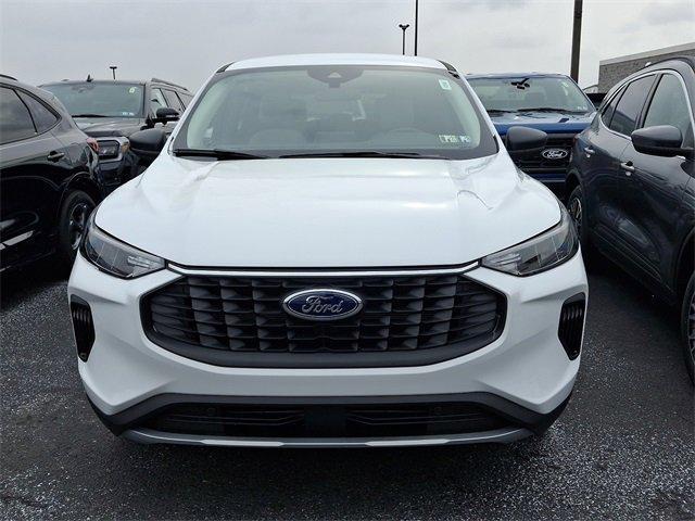 new 2025 Ford Escape car, priced at $31,045