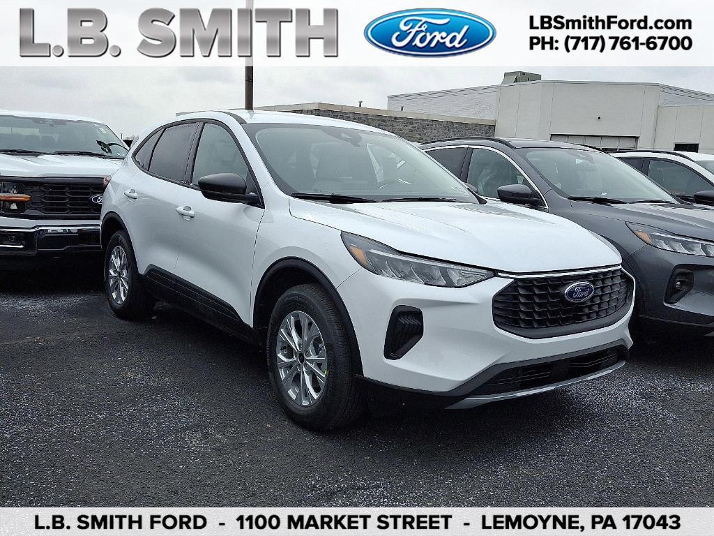 new 2025 Ford Escape car, priced at $31,045