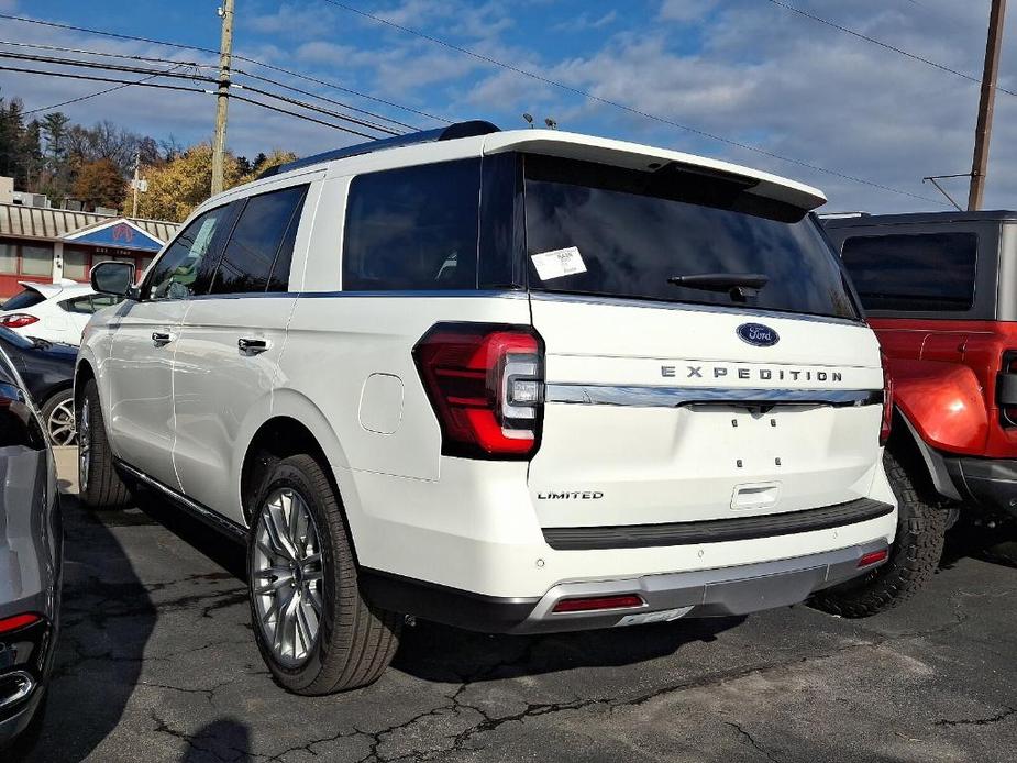 new 2024 Ford Expedition car, priced at $79,900