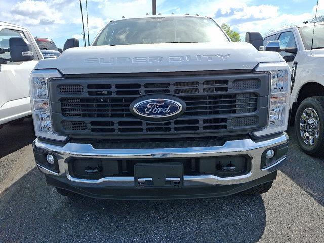 new 2025 Ford F-350 car, priced at $54,461