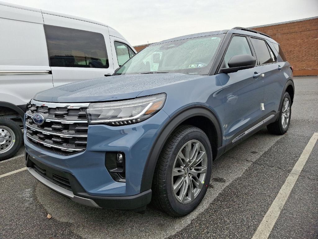 new 2025 Ford Explorer car, priced at $49,395