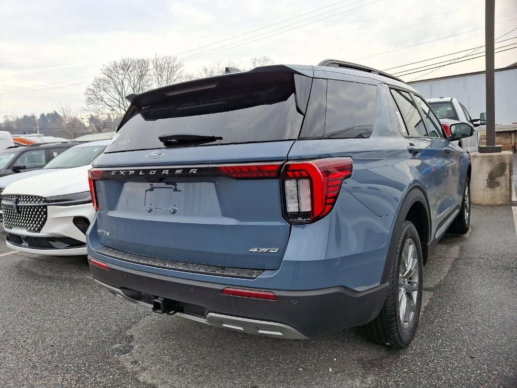 new 2025 Ford Explorer car, priced at $49,395