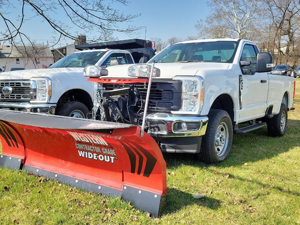 new 2023 Ford F-350 car, priced at $58,890