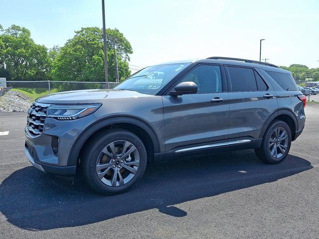 new 2025 Ford Explorer car, priced at $44,706