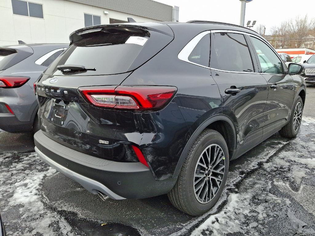 new 2025 Ford Escape car, priced at $39,895