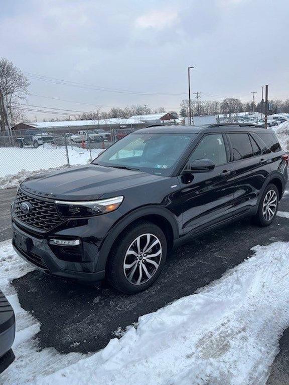 used 2022 Ford Explorer car, priced at $33,990