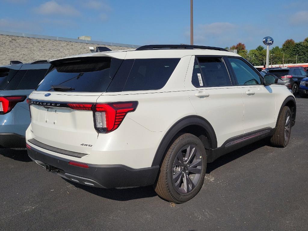 new 2025 Ford Explorer car, priced at $48,595