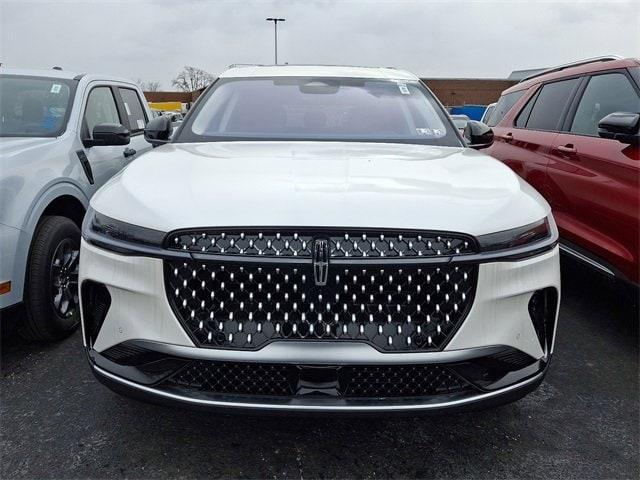 new 2025 Lincoln Nautilus car, priced at $59,270