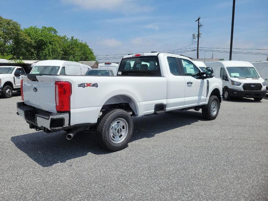 new 2024 Ford F-350 car, priced at $54,220