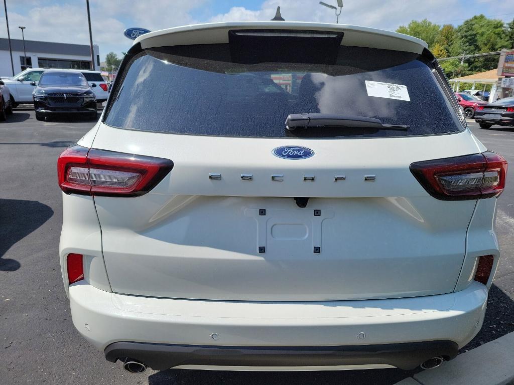 new 2024 Ford Escape car, priced at $33,225