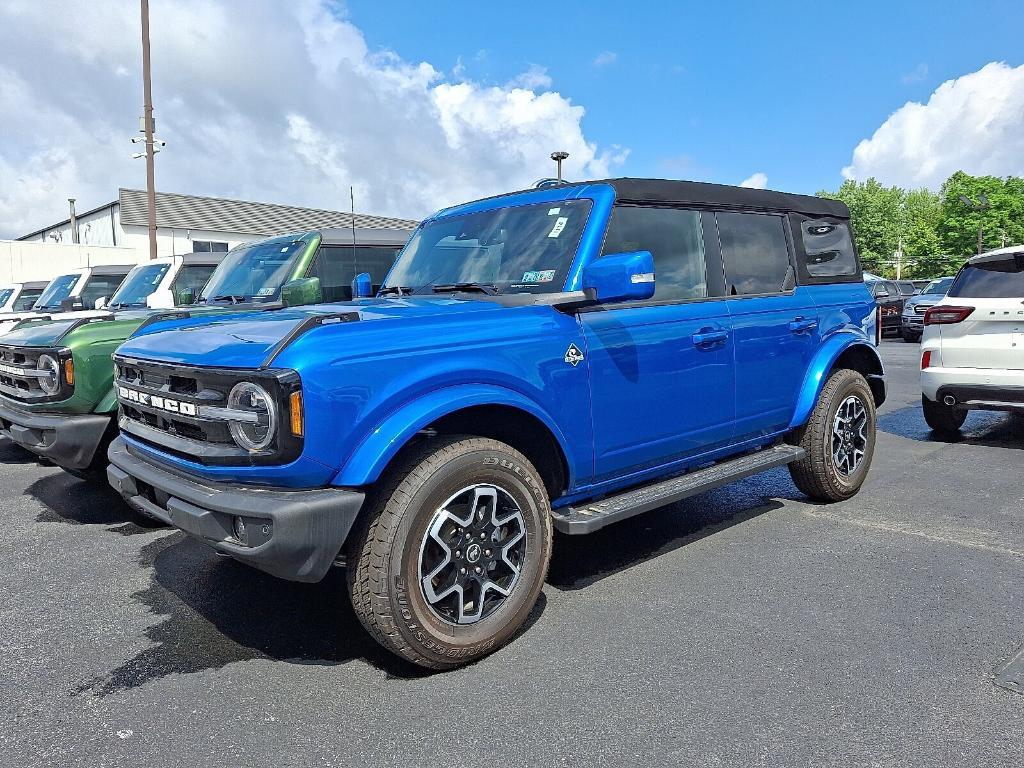 new 2024 Ford Bronco car, priced at $53,060