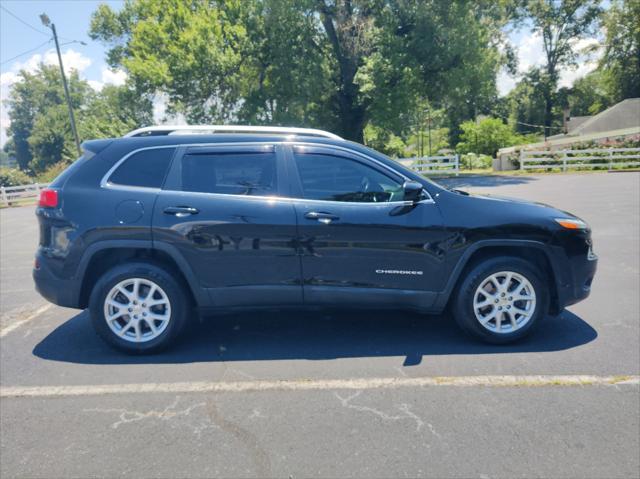 used 2018 Jeep Cherokee car, priced at $14,995