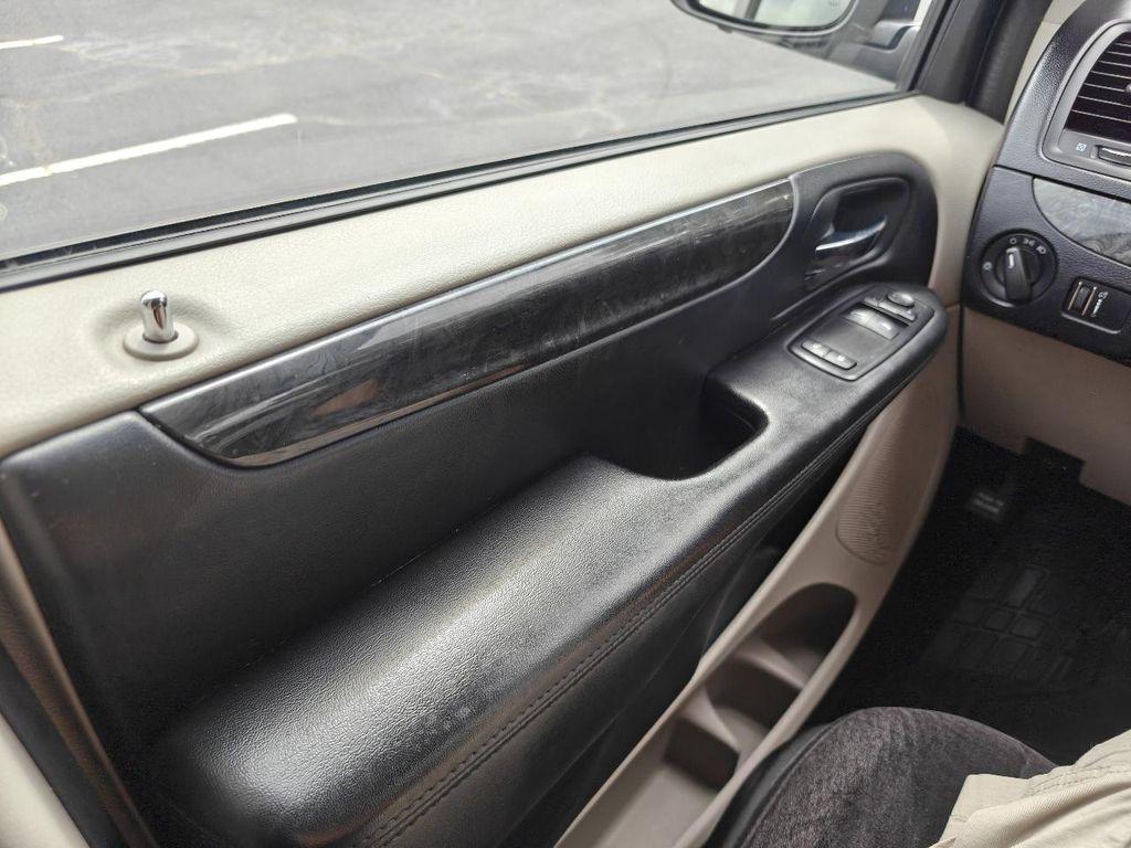 used 2014 Dodge Grand Caravan car, priced at $5,995