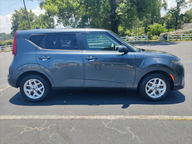 used 2020 Kia Soul car, priced at $13,995