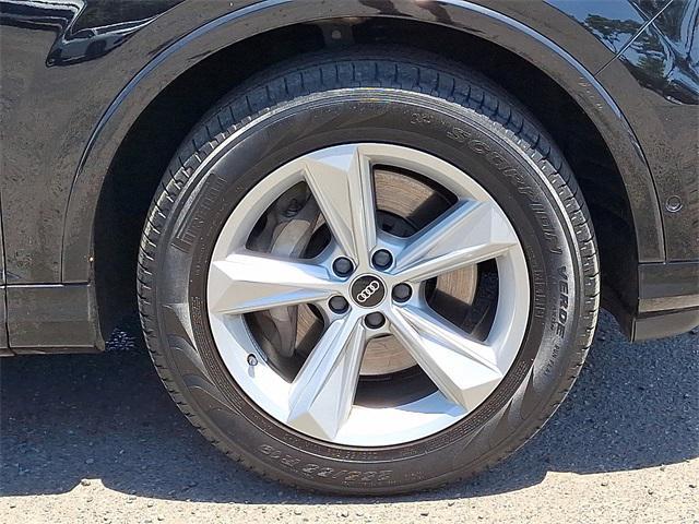 used 2022 Audi Q7 car, priced at $38,284