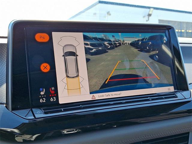 new 2025 Volkswagen Atlas car, priced at $48,886