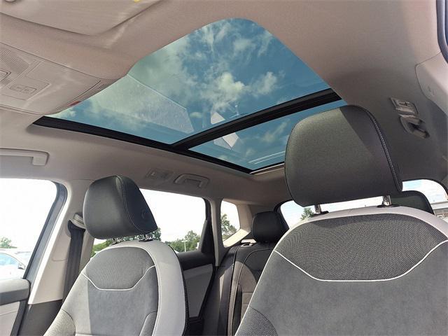 new 2025 Volkswagen Taos car, priced at $33,026