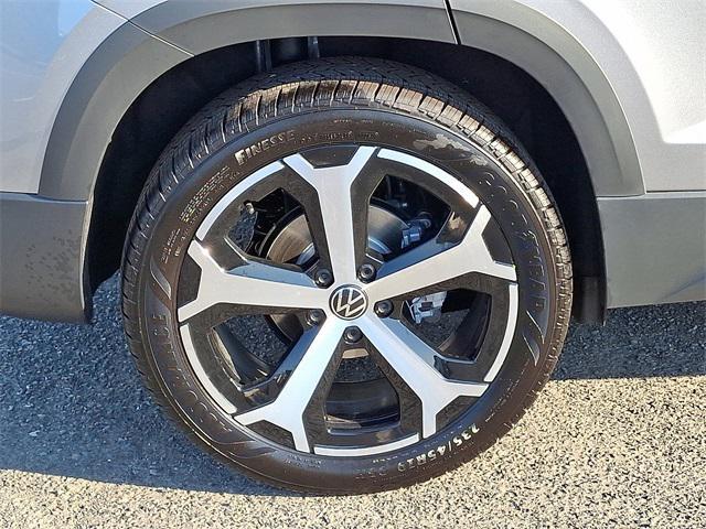 new 2025 Volkswagen Taos car, priced at $37,426