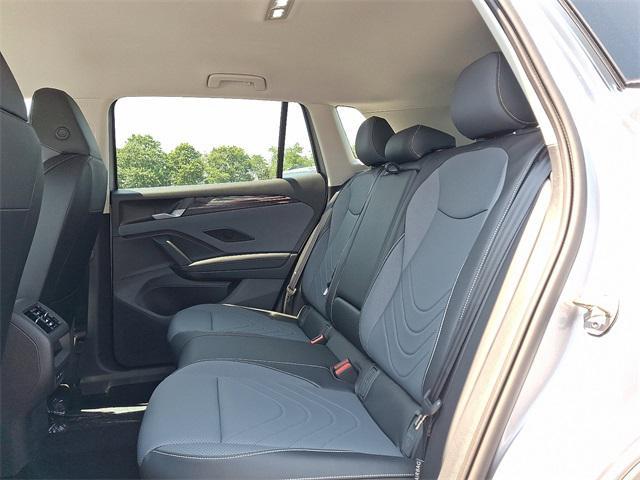 new 2025 Volkswagen Tiguan car, priced at $35,920