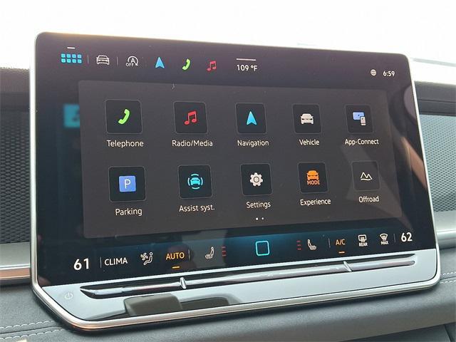 new 2025 Volkswagen Tiguan car, priced at $35,920